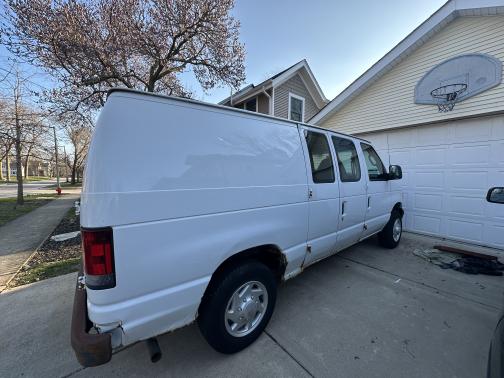 2007 Ford E150 Base
