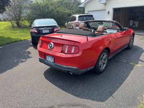 2011 Ford Mustang V6 Premium