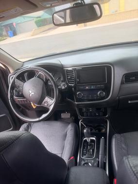 Brown 2017 Mitsubishi Outlander SEL