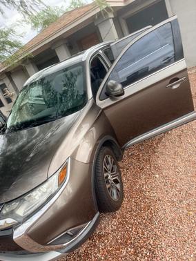 Brown 2017 Mitsubishi Outlander SEL