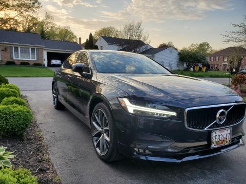 Photo 5 of 6 of 2018 Volvo S90 T5 Momentum