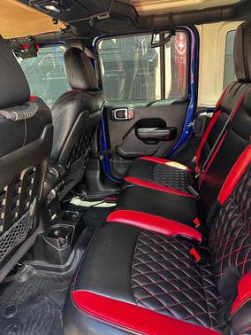 Blue 2018 Jeep Wrangler Unlimited Rubicon