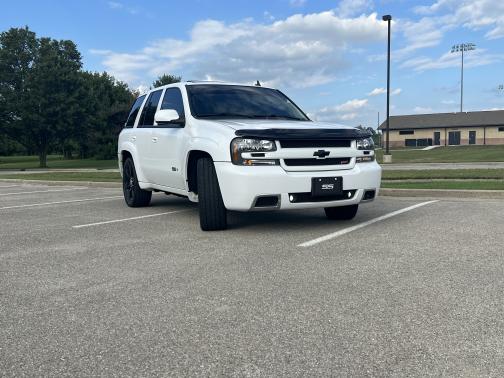 White 2008 Chevrolet Trailblazer SS