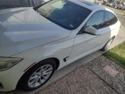 White 2015 BMW 328 i xDrive
