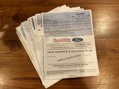 White 2016 Ford Explorer XLT