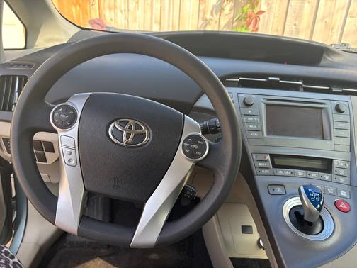 2015 Toyota Prius Two