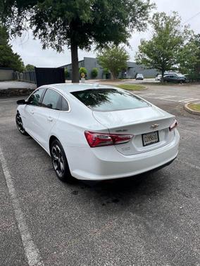 White 2022 Chevrolet Malibu LT