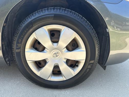 2009 Toyota Camry LE