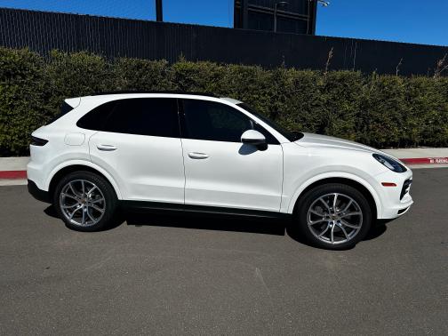 2019 Porsche Cayenne S