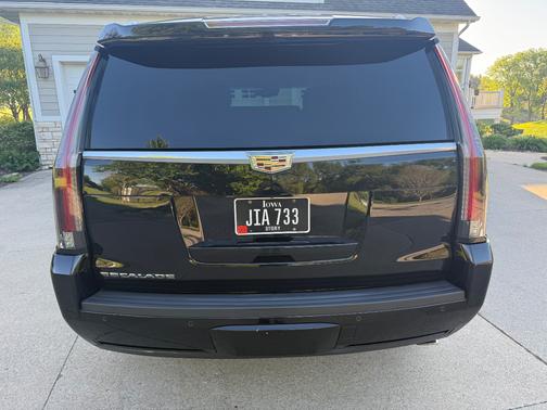 Black 2015 Cadillac Escalade Luxury