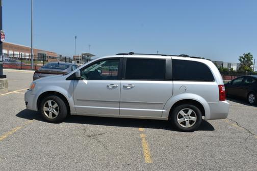 2010 Dodge Grand Caravan SXT