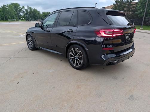 Black 2020 BMW X5 M50i