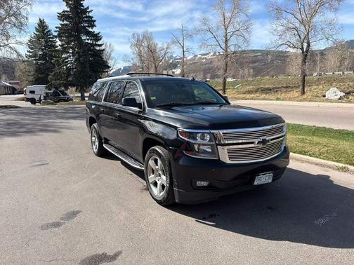 2019 Chevrolet Suburban LT