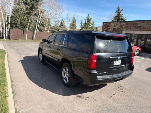 2019 Chevrolet Suburban LT