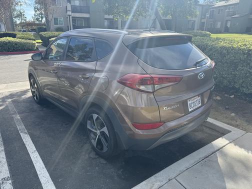 2016 Hyundai TUCSON Sport