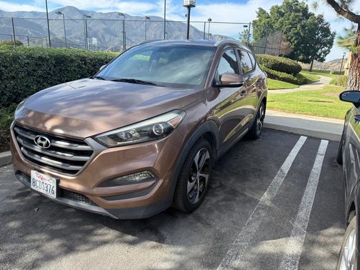 2016 Hyundai TUCSON Sport