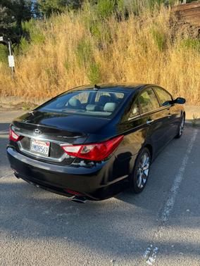 2011 Hyundai SONATA SE
