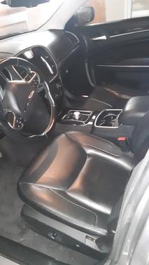 2016 Chrysler 300 Limited