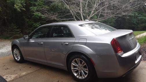 2016 Chrysler 300 Limited