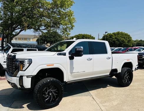 2024 GMC Sierra 2500 Denali Ultimate