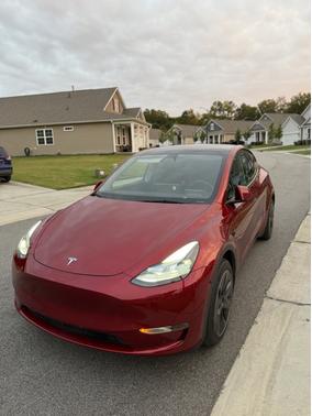 2024 Tesla Model Y Long Range