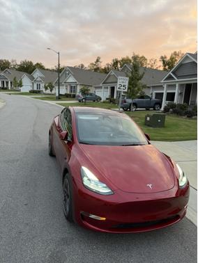 2024 Tesla Model Y Long Range