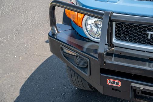 2012 Toyota FJ Cruiser Base