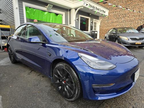 2022 Tesla Model 3 Long Range