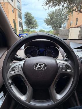 Brown 2012 Hyundai TUCSON GLS