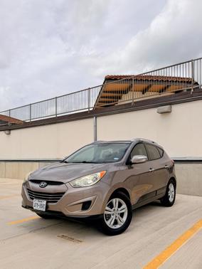 Brown 2012 Hyundai TUCSON GLS