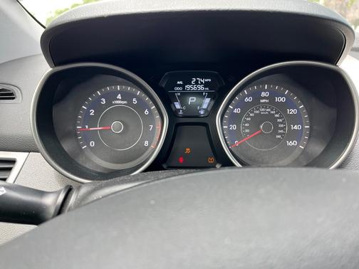 Gray 2012 Hyundai ELANTRA Limited