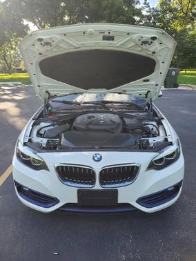 White 2018 BMW 230 i