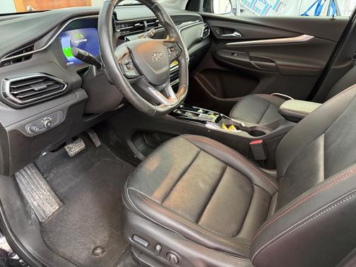 2023 Chevrolet Bolt EUV LT