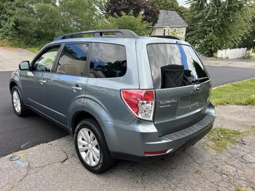 2011 Subaru Forester 2.5 X Premium