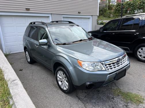 2011 Subaru Forester 2.5 X Premium
