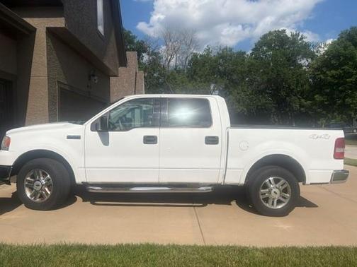 White 2004 Ford F-150 Lariat SuperCrew