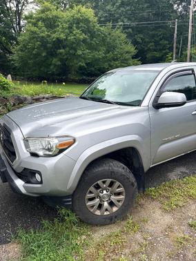 Silver 2016 Toyota Tacoma SR5