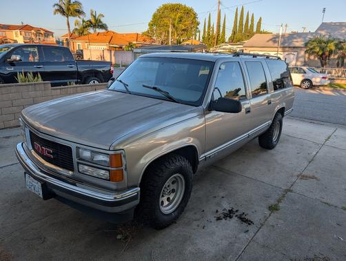 1999 GMC Suburban 1500