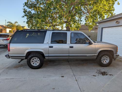 1999 GMC Suburban 1500