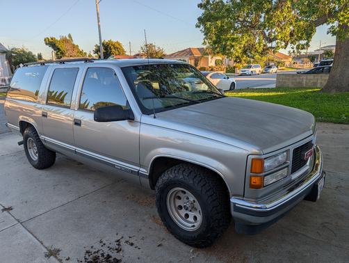 1999 GMC Suburban 1500