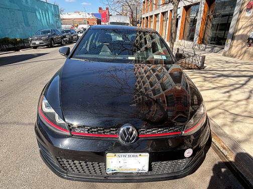 2017 Volkswagen Golf GTI Autobahn 4-Door