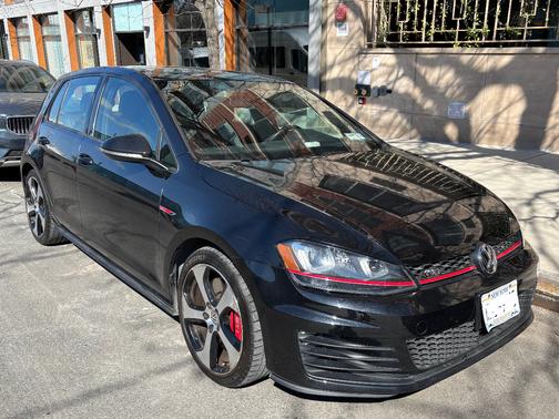 2017 Volkswagen Golf GTI Autobahn 4-Door