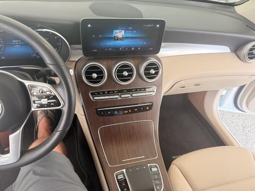 2022 Mercedes-Benz GLC 300 4MATIC