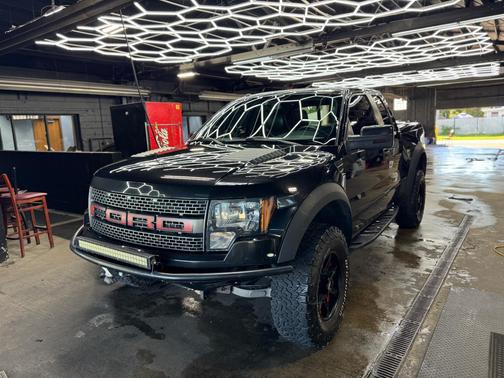 Black 2010 Ford F-150 SVT Raptor SuperCab