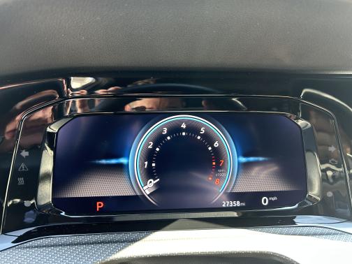 2023 Volkswagen Golf R Base