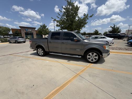 Gray 2011 Ford F-150 Lariat