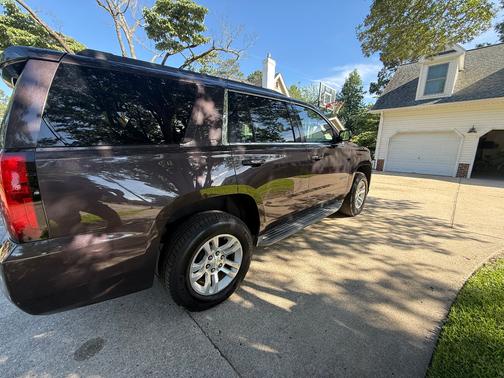 Gray 2015 Chevrolet Tahoe LT