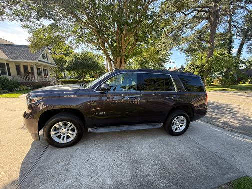 Gray 2015 Chevrolet Tahoe LT
