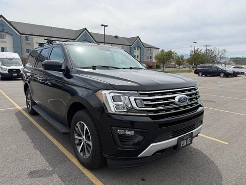 Black 2019 Ford Expedition Max XLT