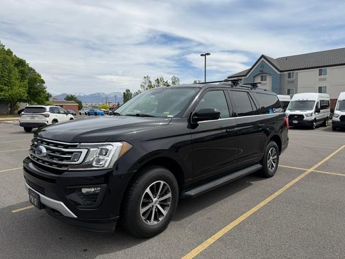 Black 2019 Ford Expedition Max XLT